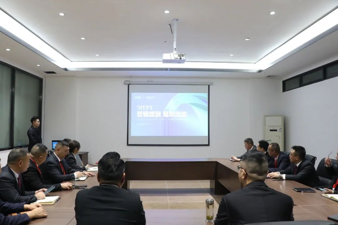 “營銷增效，聚勢出擊”——綠蘋果瓷磚品牌精英特訓營圓滿召開！